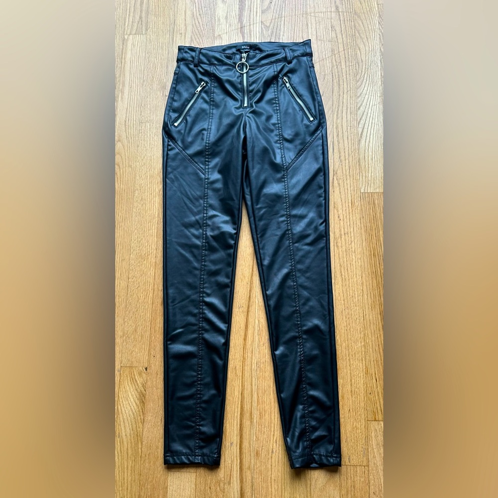 BLASHE SEXY BLACK PLEATHER STRETCH VEGAN FAUX LEATHER STRAIGHT LEG PANTS (S)